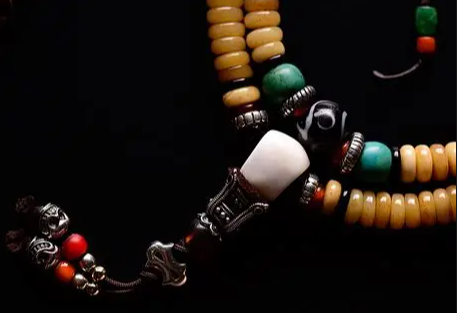 Dzi Turquoise Coral Mala
